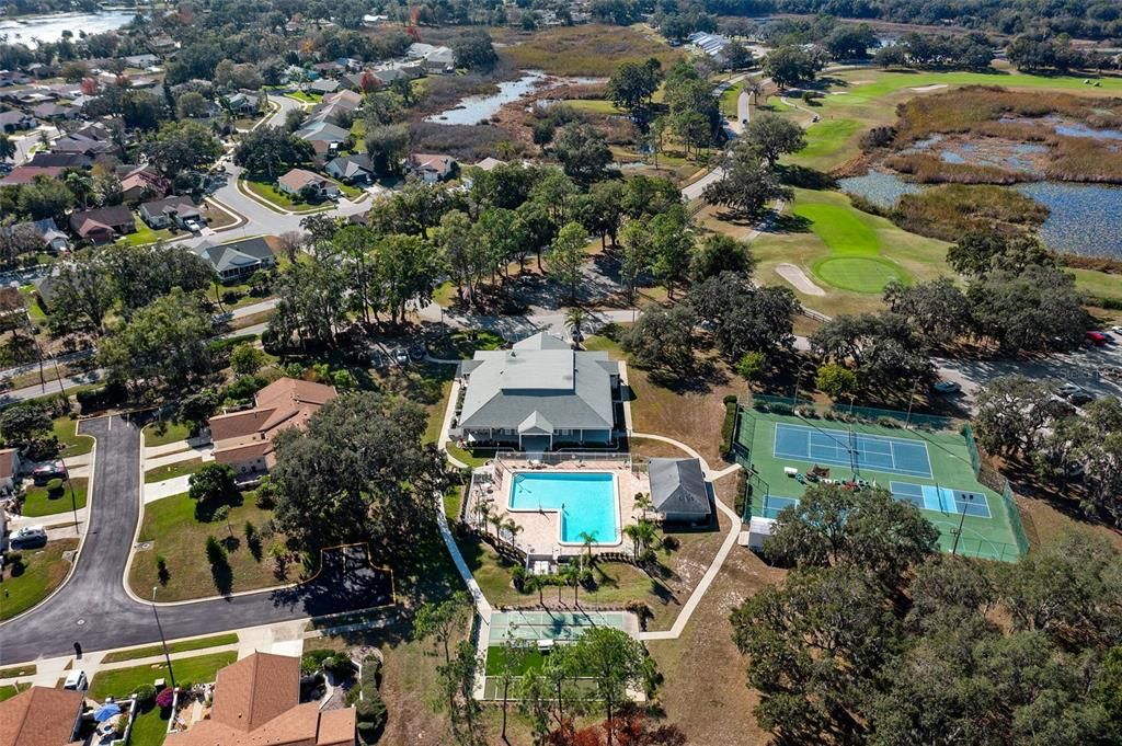 Active With Contract: $239,900 (2 beds, 2 baths, 1201 Square Feet)