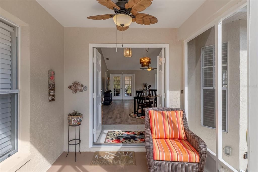 Active With Contract: $239,900 (2 beds, 2 baths, 1201 Square Feet)