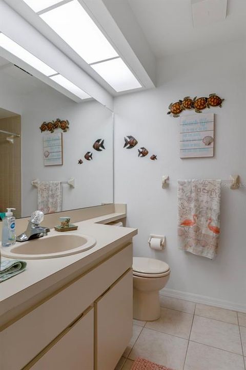 Active With Contract: $239,900 (2 beds, 2 baths, 1201 Square Feet)