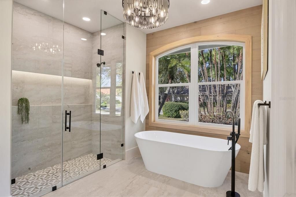 En Venta: $1,699,000 (4 camas, 2 baños, 2561 Pies cuadrados)