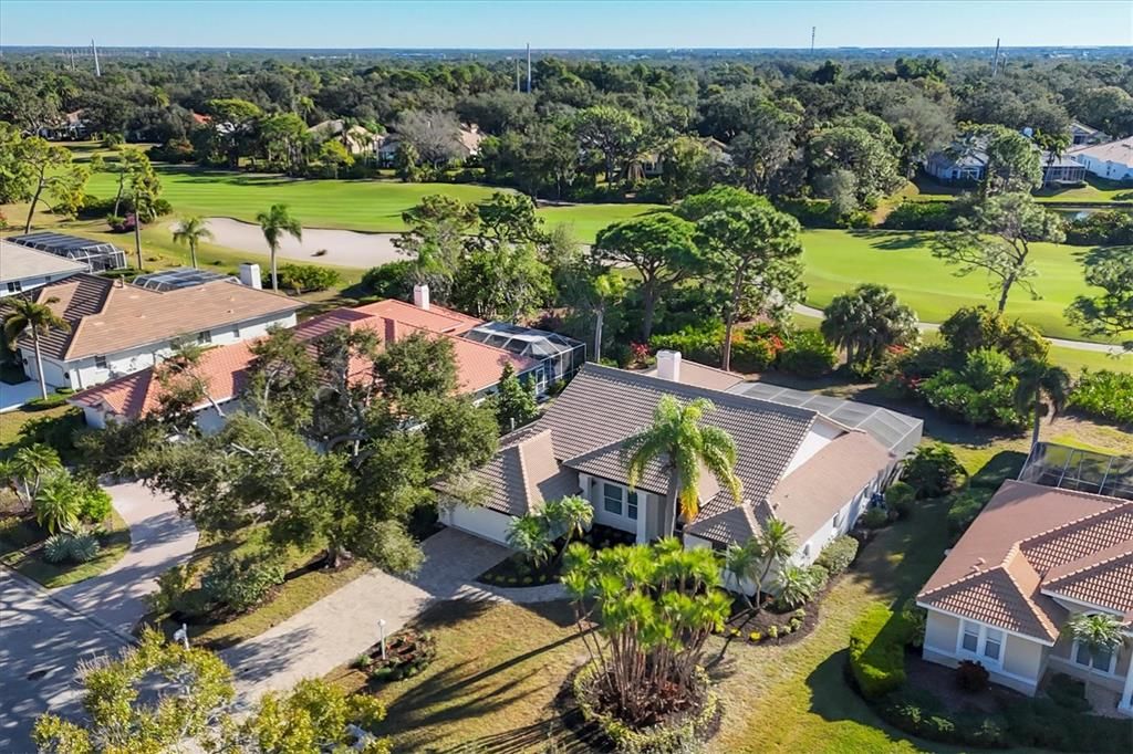 En Venta: $1,699,000 (4 camas, 2 baños, 2561 Pies cuadrados)