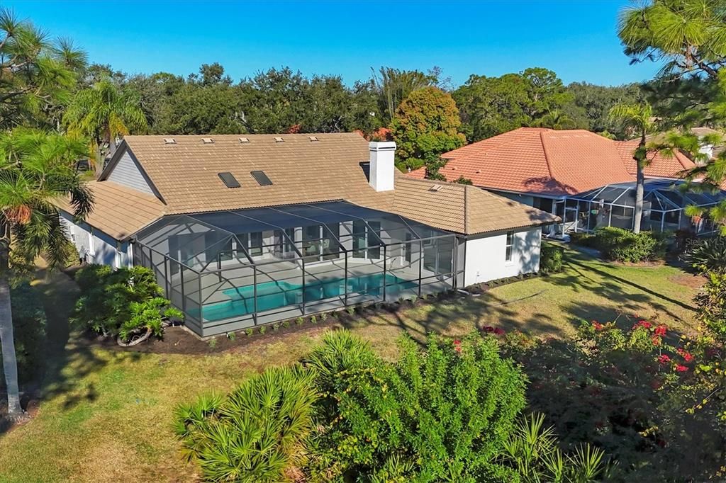 En Venta: $1,699,000 (4 camas, 2 baños, 2561 Pies cuadrados)