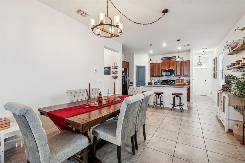 For Rent: $2,700 (3 beds, 2 baths, 1506 Square Feet)