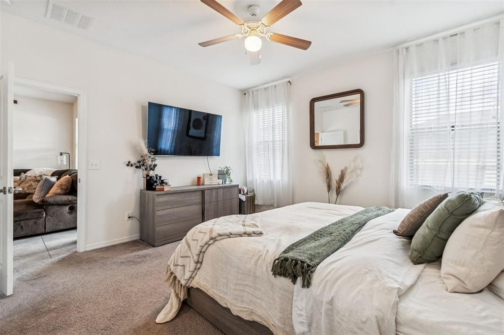 For Rent: $2,700 (3 beds, 2 baths, 1506 Square Feet)