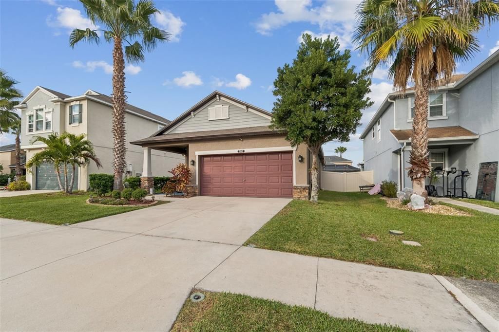 For Rent: $2,700 (3 beds, 2 baths, 1506 Square Feet)