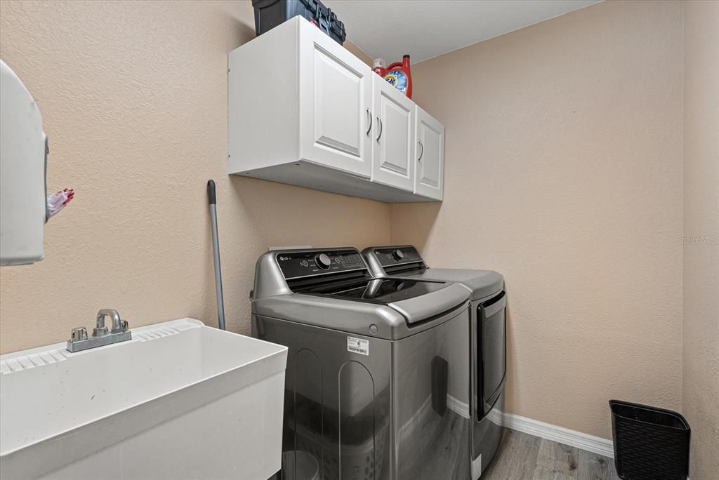 待售: $525,000 (3 贝兹, 2 浴室, 1517 平方英尺)