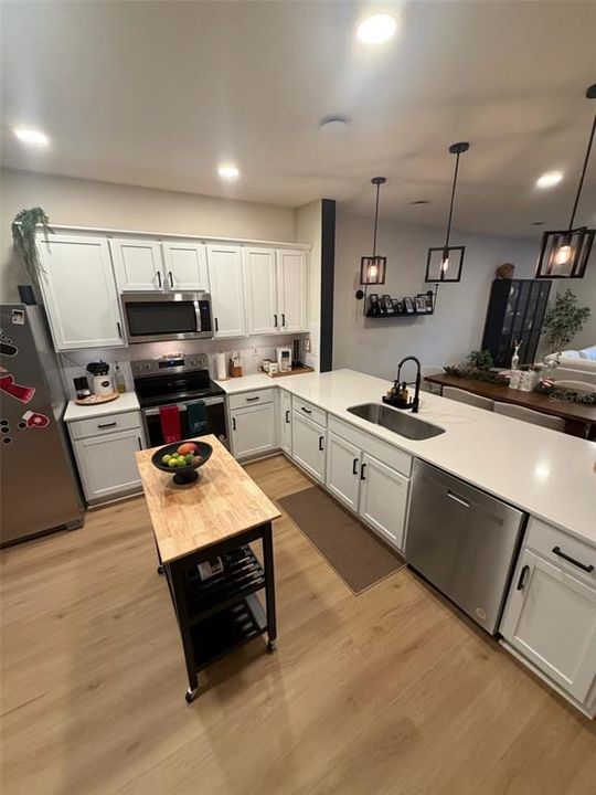 En Renta: $2,875 (3 camas, 2 baños, 1921 Pies cuadrados)