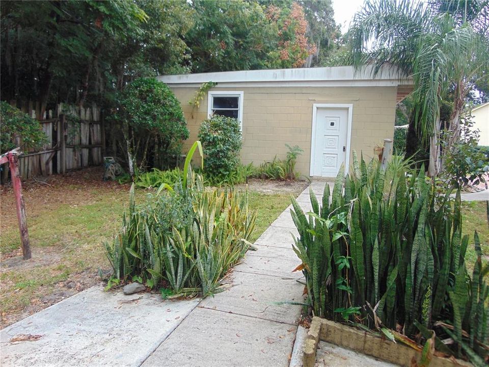 For Sale: $675,000 (4 beds, 3 baths, 2022 Square Feet)