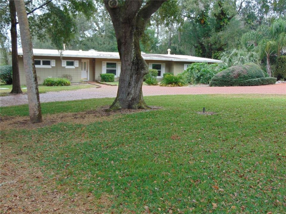 For Sale: $675,000 (4 beds, 3 baths, 2022 Square Feet)