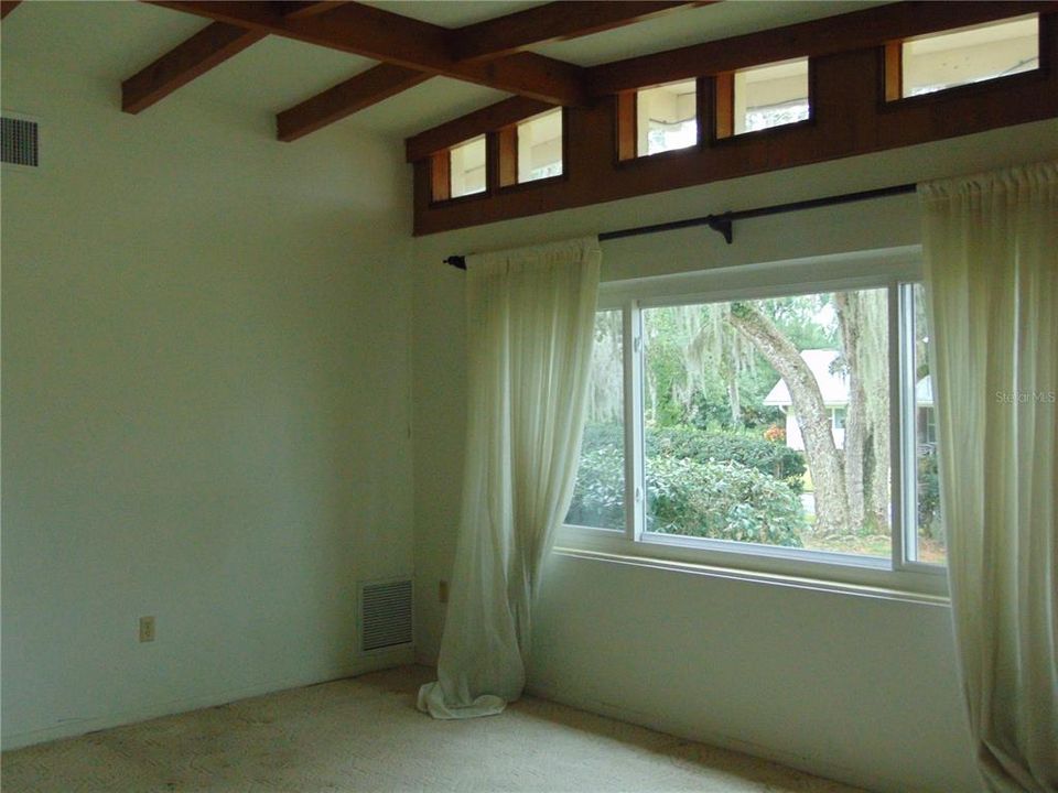 For Sale: $675,000 (4 beds, 3 baths, 2022 Square Feet)