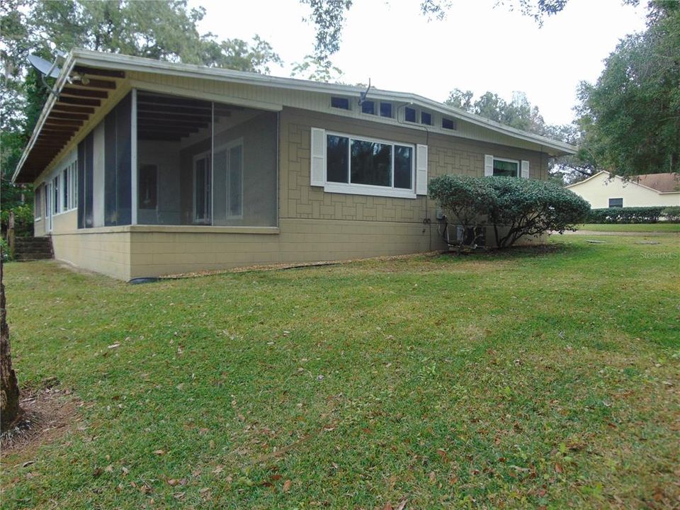 For Sale: $675,000 (4 beds, 3 baths, 2022 Square Feet)