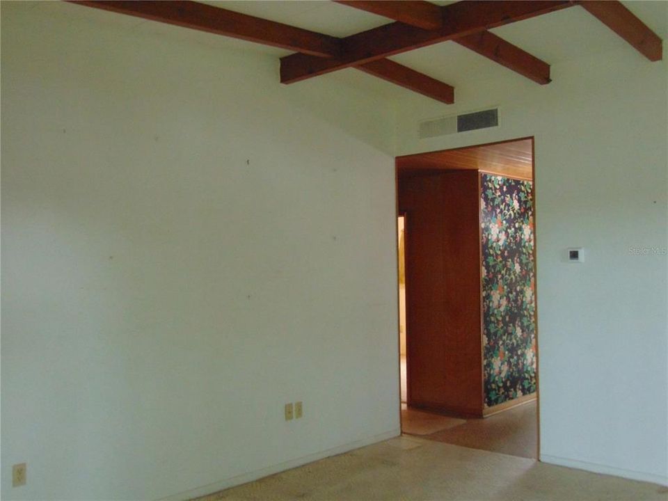 For Sale: $675,000 (4 beds, 3 baths, 2022 Square Feet)