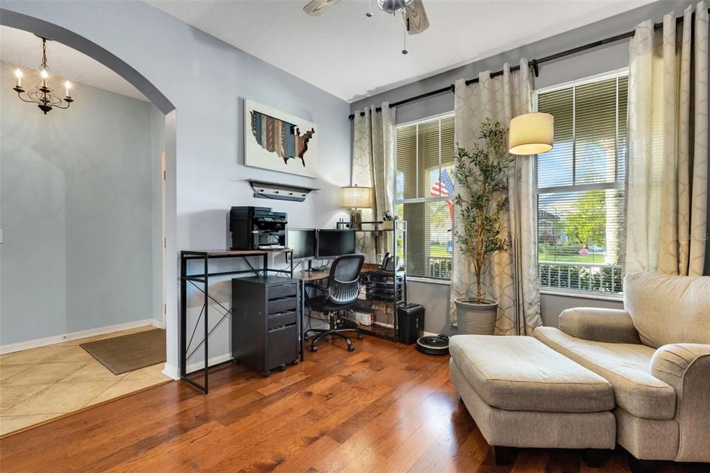 На продажу: $440,000 (4 спален, 2 ванн, 2396 Квадратных фут)