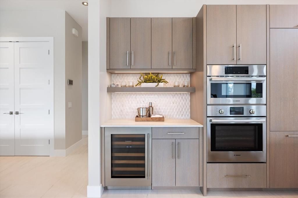 На продажу: $6,923,000 (7 спален, 6 ванн, 5214 Квадратных фут)