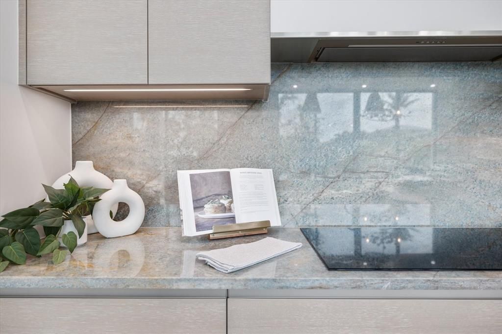 На продажу: $6,923,000 (7 спален, 6 ванн, 5214 Квадратных фут)