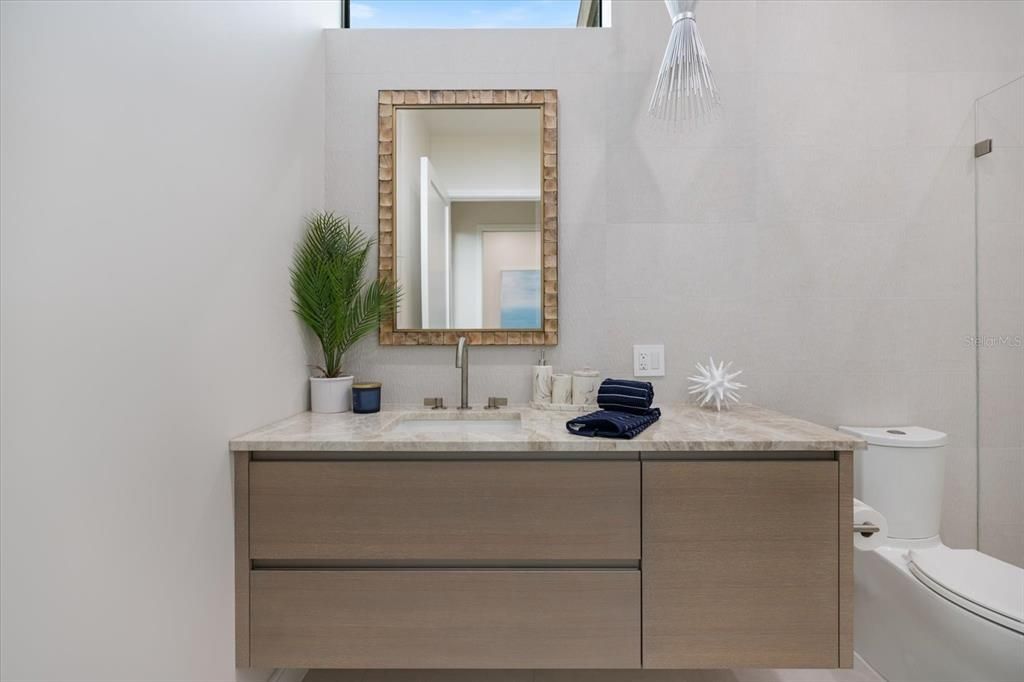 На продажу: $6,923,000 (7 спален, 6 ванн, 5214 Квадратных фут)