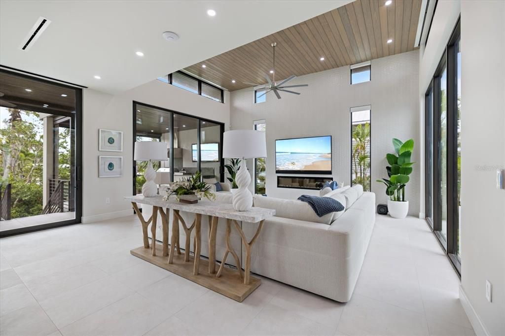 На продажу: $6,923,000 (7 спален, 6 ванн, 5214 Квадратных фут)