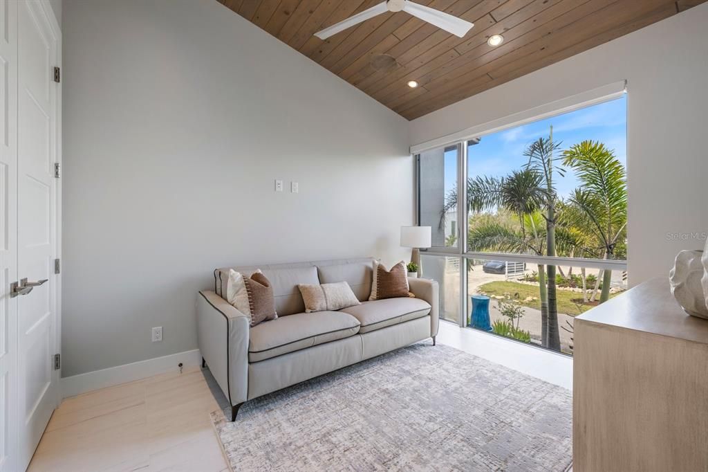 На продажу: $6,923,000 (7 спален, 6 ванн, 5214 Квадратных фут)