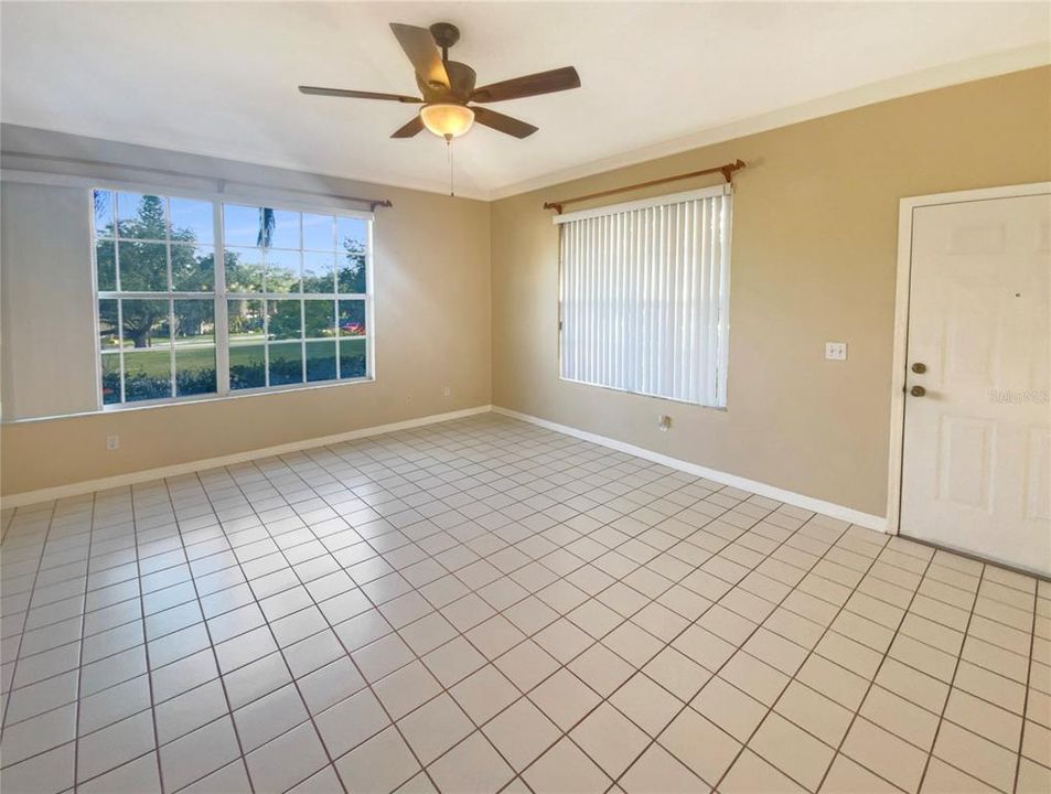 For Sale: $227,000 (2 beds, 2 baths, 1248 Square Feet)