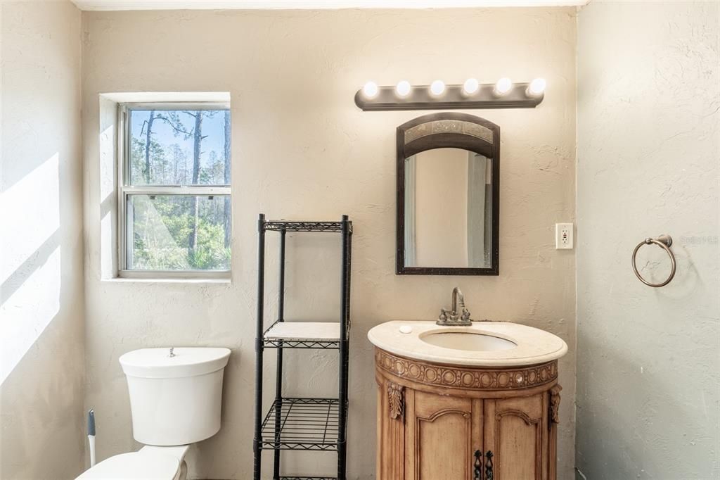 For Sale: $850,000 (5 beds, 4 baths, 3500 Square Feet)