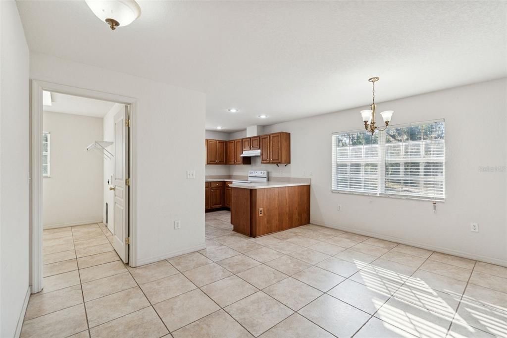 En Renta: $2,400 (3 camas, 2 baños, 1554 Pies cuadrados)