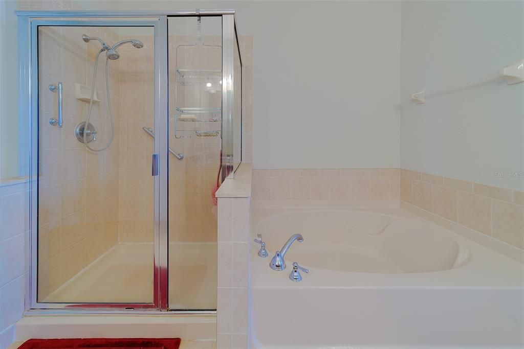 For Sale: $409,900 (2 beds, 2 baths, 1730 Square Feet)