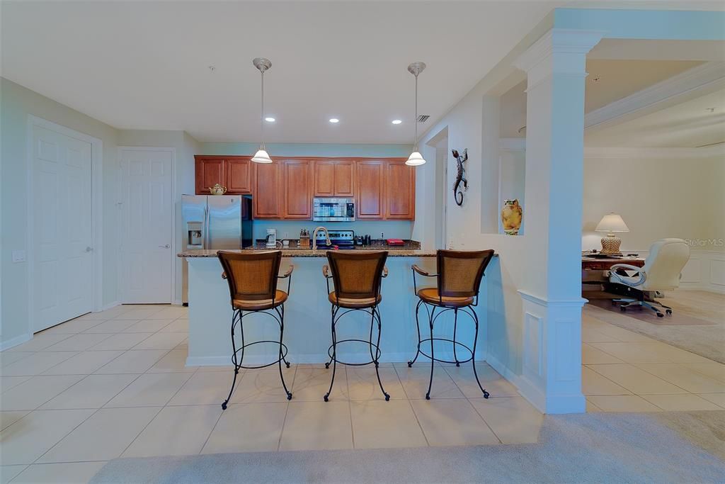 For Sale: $409,900 (2 beds, 2 baths, 1730 Square Feet)