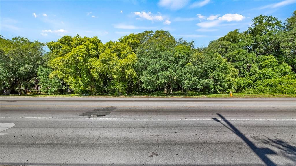 For Sale: $2,500,000 (4.40 acres)