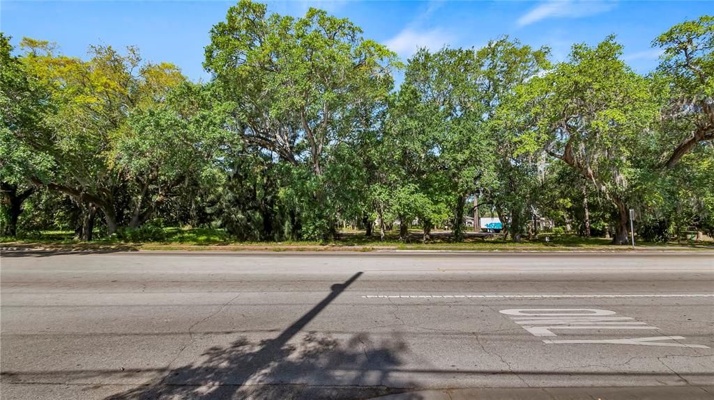 For Sale: $2,500,000 (4.40 acres)