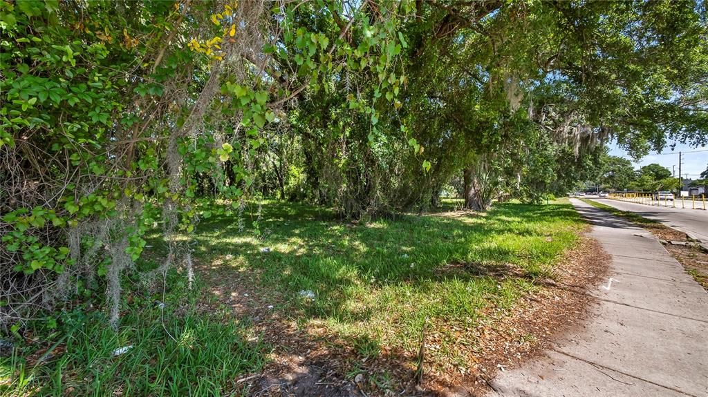 For Sale: $2,500,000 (4.40 acres)