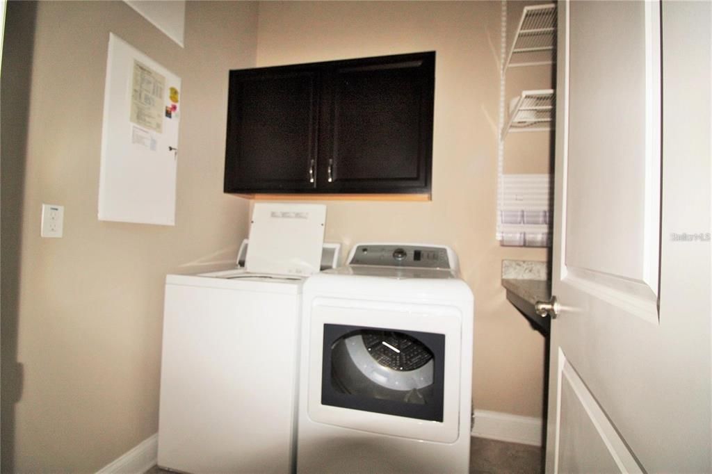 В аренду: $3,495 (3 спален, 2 ванн, 1899 Квадратных фут)