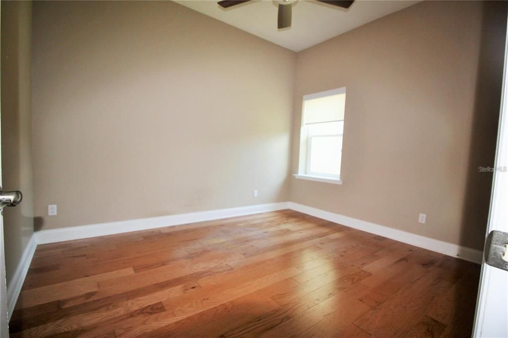 В аренду: $3,495 (3 спален, 2 ванн, 1899 Квадратных фут)