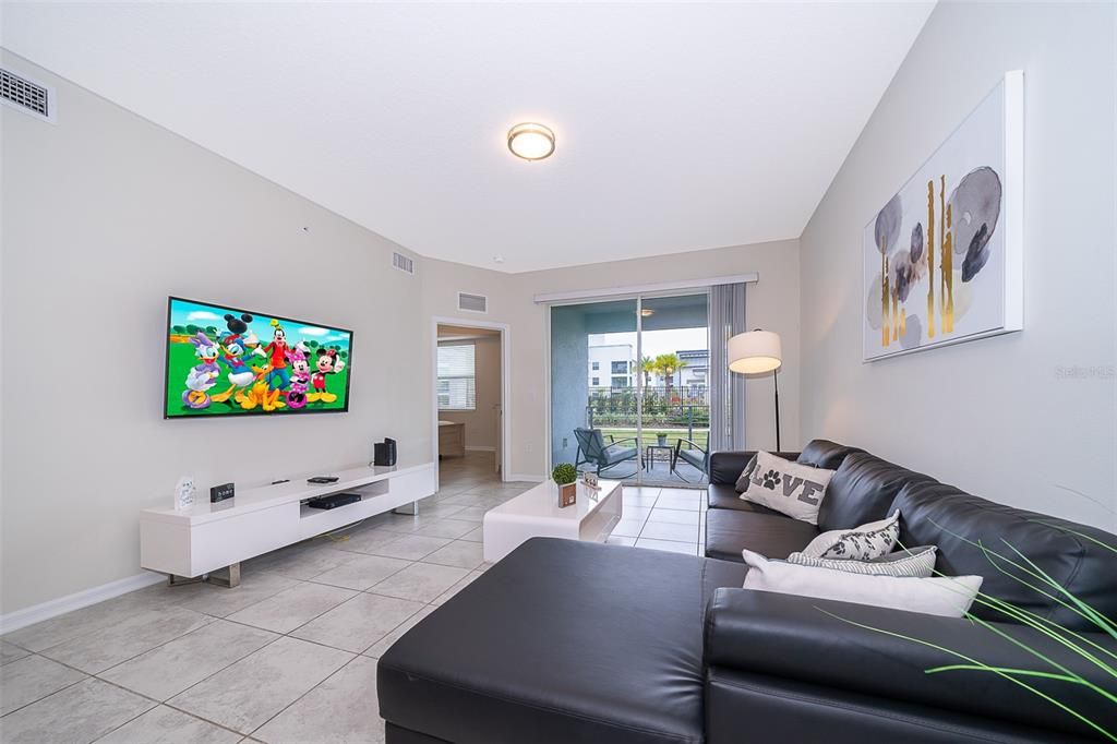 待售: $389,000 (3 贝兹, 2 浴室, 1329 平方英尺)