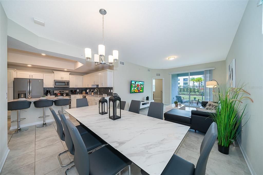 待售: $389,000 (3 贝兹, 2 浴室, 1329 平方英尺)