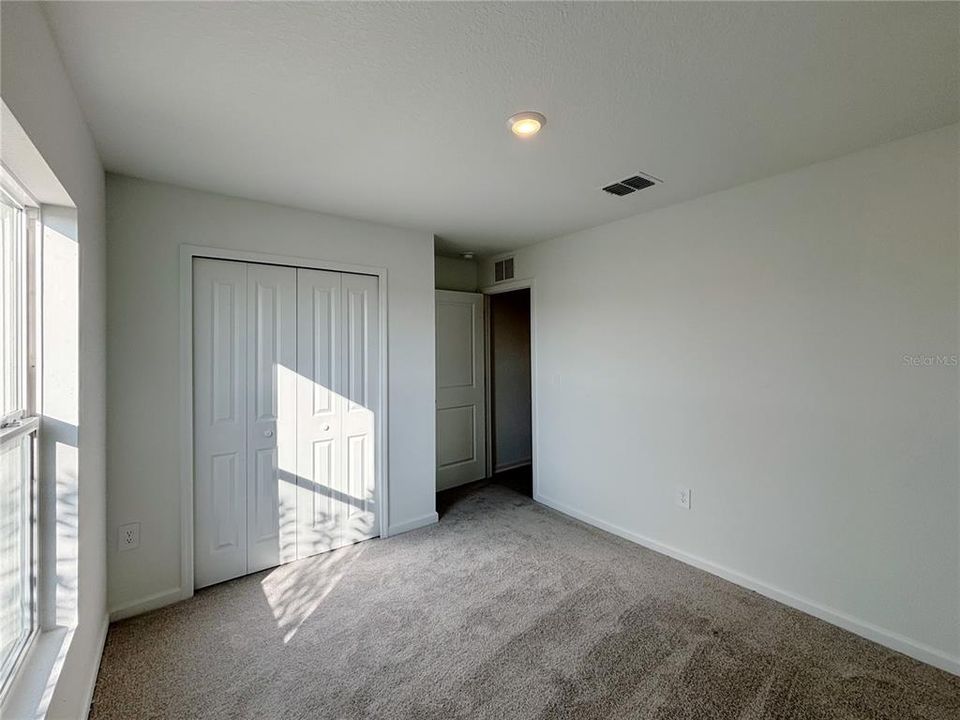 В аренду: $1,950 (4 спален, 2 ванн, 1824 Квадратных фут)