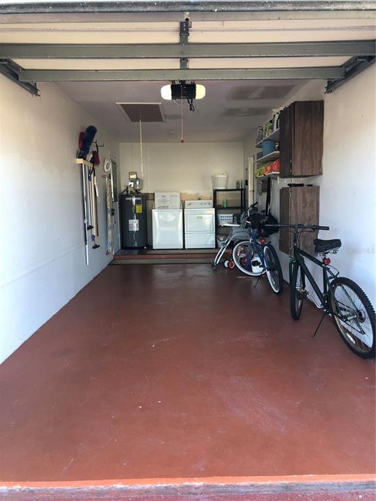 待售: $199,000 (2 贝兹, 2 浴室, 1100 平方英尺)