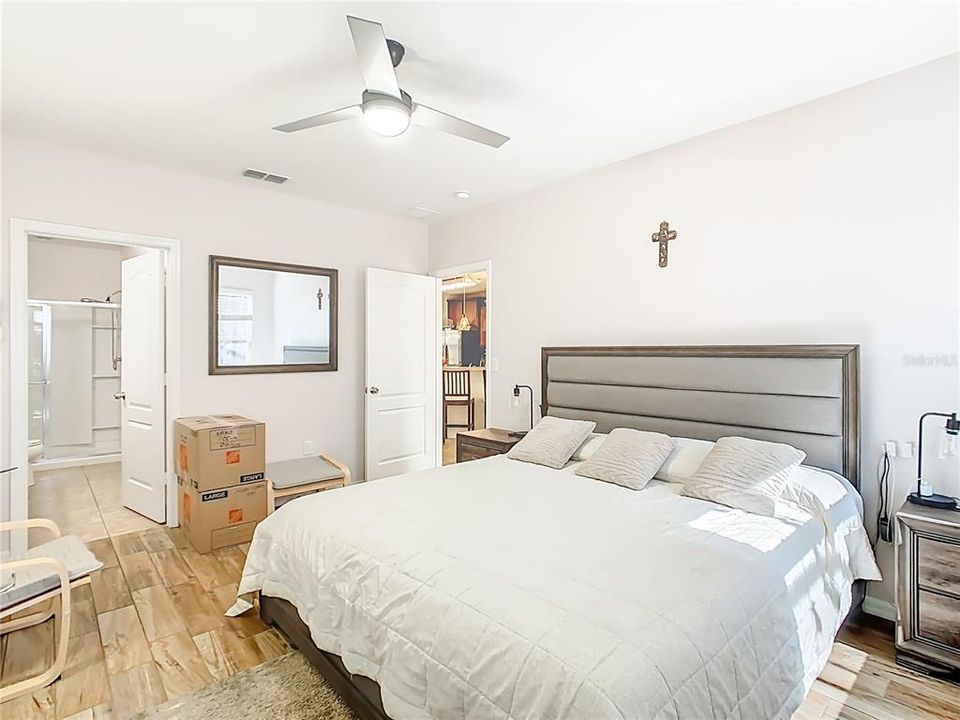 For Sale: $399,000 (3 beds, 2 baths, 1541 Square Feet)