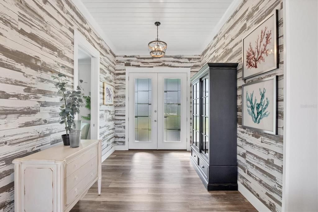 En Venta: $424,900 (2 camas, 2 baños, 1200 Pies cuadrados)