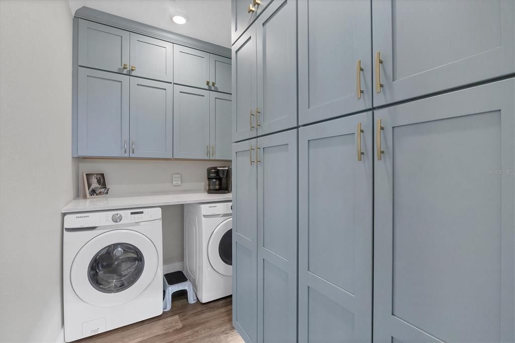 En Venta: $424,900 (2 camas, 2 baños, 1200 Pies cuadrados)