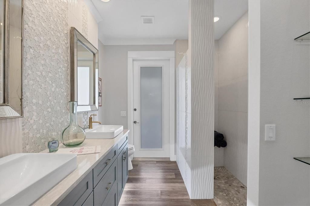 En Venta: $424,900 (2 camas, 2 baños, 1200 Pies cuadrados)