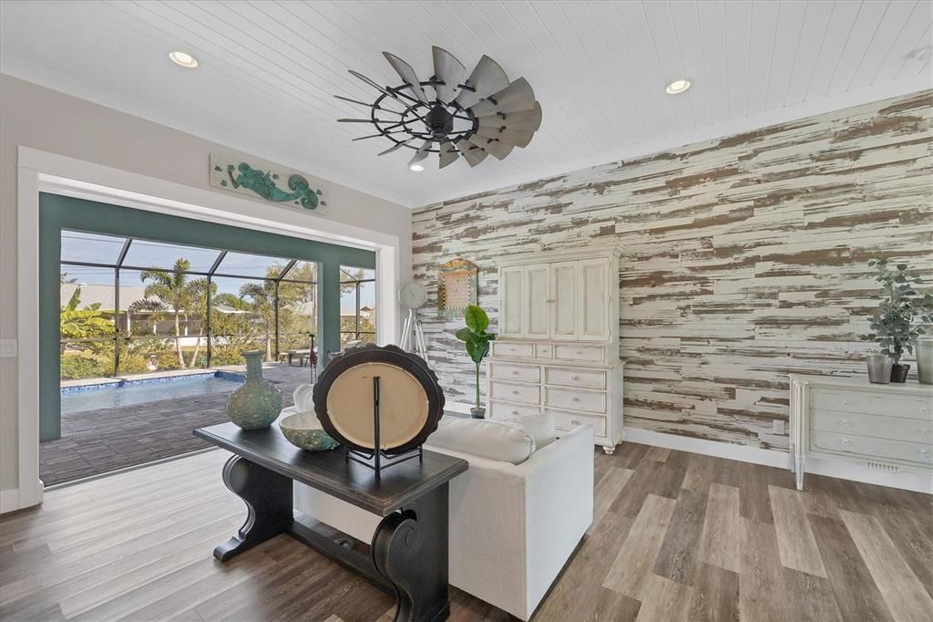 En Venta: $424,900 (2 camas, 2 baños, 1200 Pies cuadrados)