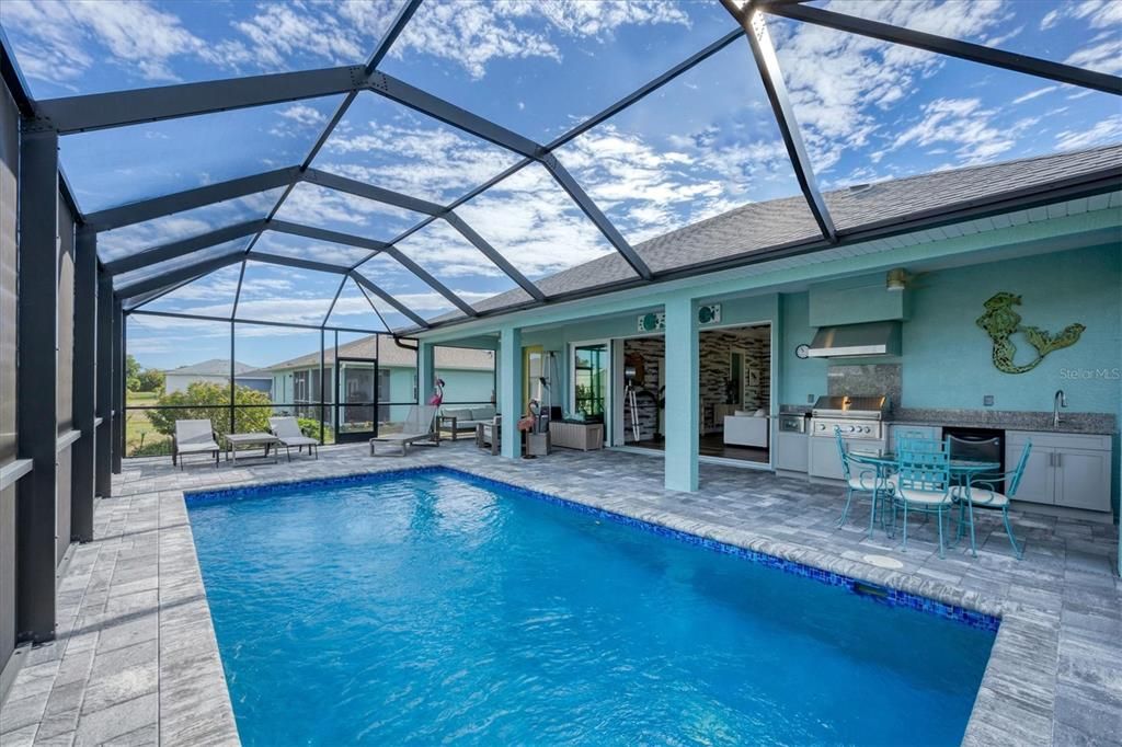 En Venta: $424,900 (2 camas, 2 baños, 1200 Pies cuadrados)