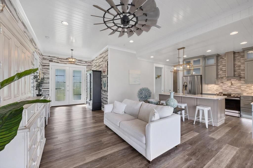 En Venta: $424,900 (2 camas, 2 baños, 1200 Pies cuadrados)