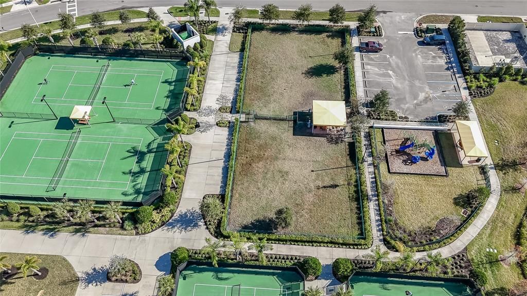 For Sale: $245,000 (2 beds, 2 baths, 1405 Square Feet)