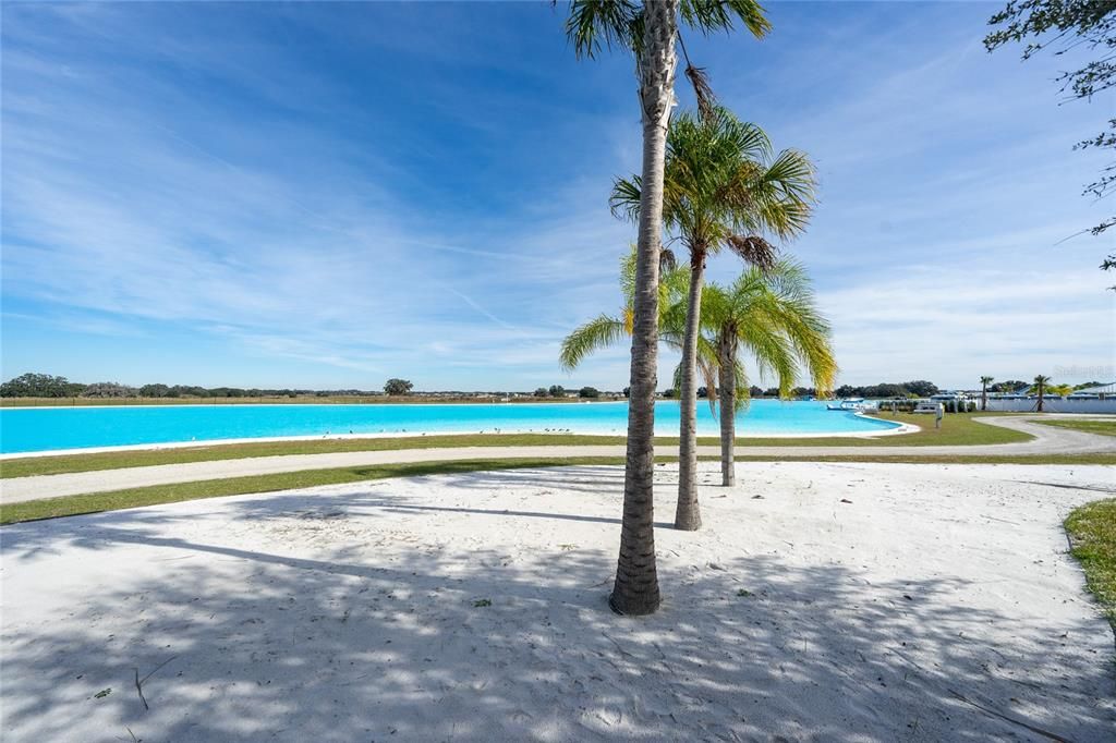 For Sale: $245,000 (2 beds, 2 baths, 1405 Square Feet)