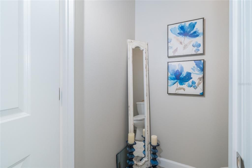 For Sale: $245,000 (2 beds, 2 baths, 1405 Square Feet)