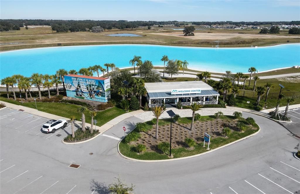 For Sale: $245,000 (2 beds, 2 baths, 1405 Square Feet)