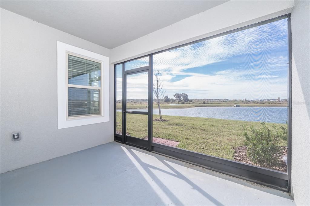 For Sale: $245,000 (2 beds, 2 baths, 1405 Square Feet)