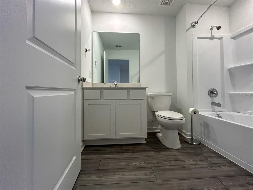 В аренду: $1,800 (3 спален, 2 ванн, 1657 Квадратных фут)