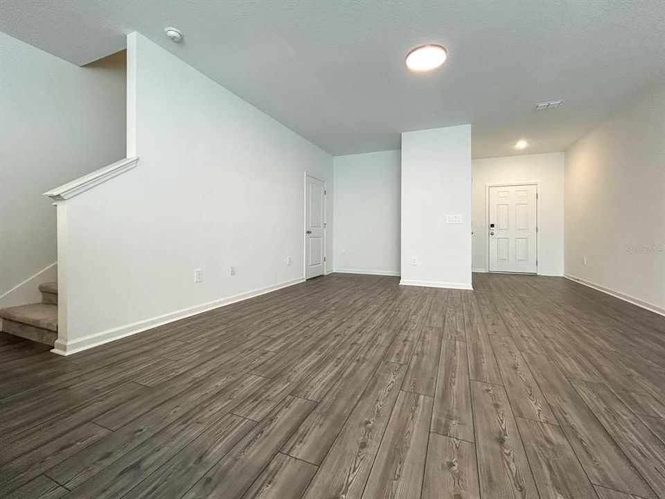 В аренду: $1,800 (3 спален, 2 ванн, 1657 Квадратных фут)